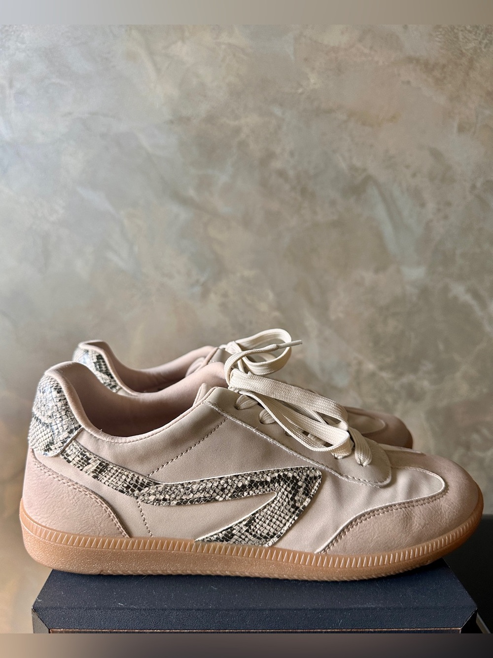 Dolce Vita Quantum Beige & Snake-Print Casual Sneakers